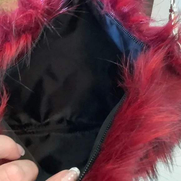 Elegant Burgundy Faux Fur Crossbody Bag - Picture 8 of 10
